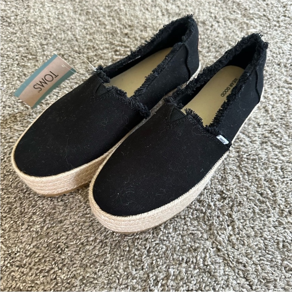 TOMS Women's Black Canvas Espadrilles